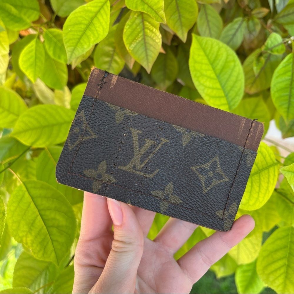 LOUIS VUITTON Monogram Brown Vintage Card Holder Wallet - Picture 8 of 10